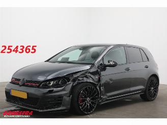 Unfallwagen Volkswagen Golf 2.0 TSI GTI DSG LED ACC Apple/Android Camera SHZ 2016/3