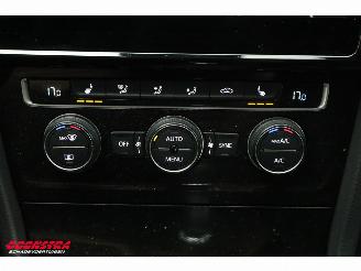 Volkswagen Golf 2.0 TSI GTI DSG LED ACC Apple/Android Camera SHZ picture 37