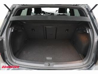 Volkswagen Golf 2.0 TSI GTI DSG LED ACC Apple/Android Camera SHZ picture 40