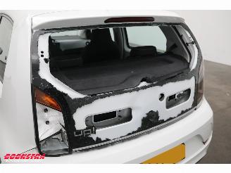 Volkswagen Up! 1.0 5-DRS Bluetooth Airco Cruise PDC 92.718 km! picture 10