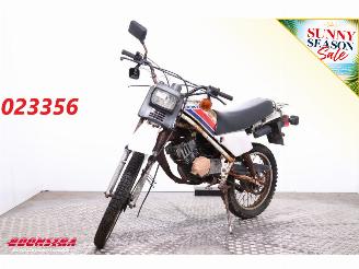 Schade scooter Honda  mt5 1980/7