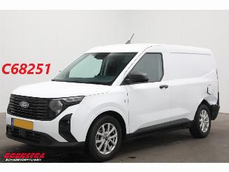 krockskadad bil bedrijf Ford Transit Courier Van 1.5 EcoBlue Trend Apple/Android Cruise Camera PDC AHK 2024/5