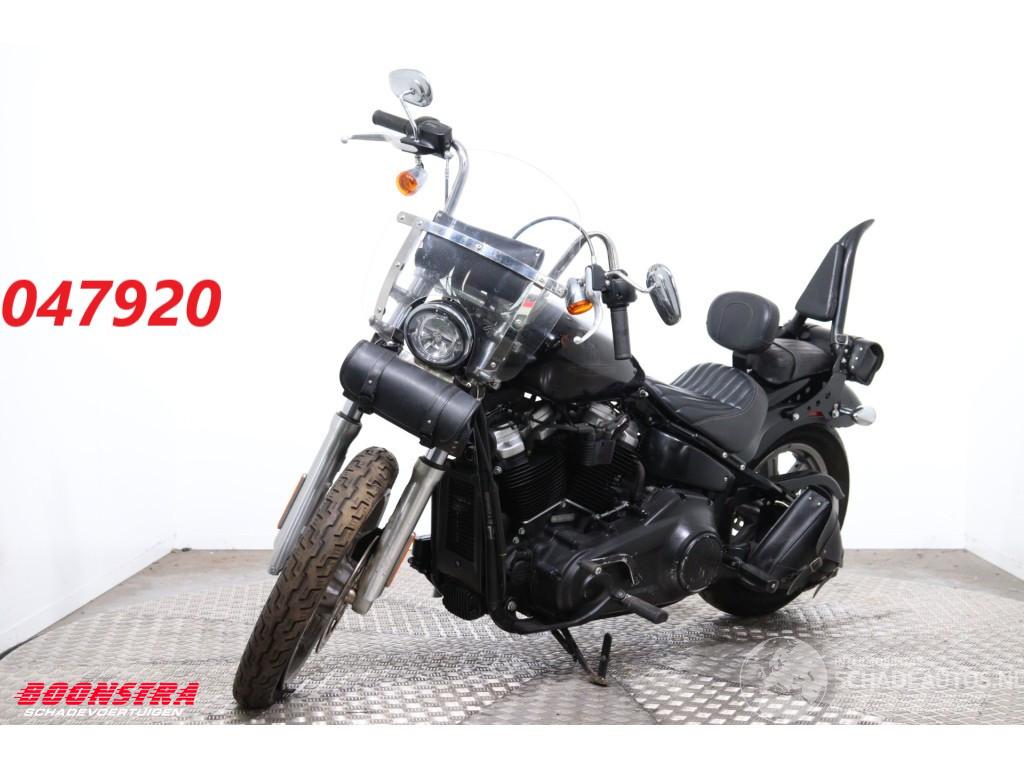 Harley-Davidson FXST Softail Standard FXST Softail Standard ABS LED 4.591 Mijl!