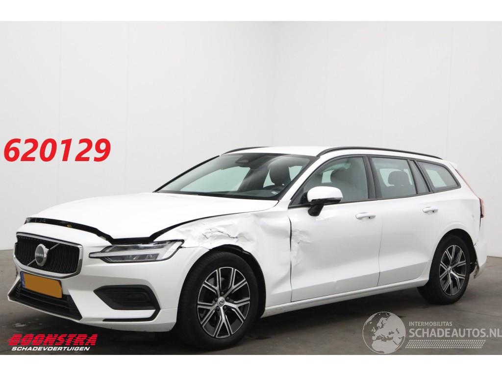 Volvo V-60 2.0 B3 AUT Essential Edition ACC Navi Clima Apple/Android Leder Virtual Camera PDC