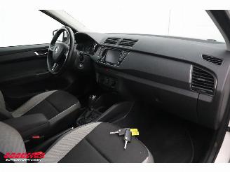 Skoda Fabia Combi 1.4 TDI DSG Ambition Business Navi Cruise Airco Bluetooth PDC picture 13