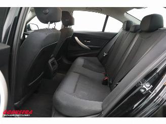 BMW 3-serie 320i AUT Executive Navi Cruise Clima PDC AHK 152.512 km! picture 17