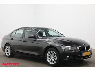 BMW 3-serie 320i AUT Executive Navi Cruise Clima PDC AHK 152.512 km! picture 2