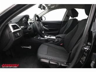 BMW 3-serie 320i AUT Executive Navi Cruise Clima PDC AHK 152.512 km! picture 16