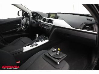 BMW 3-serie 320i AUT Executive Navi Cruise Clima PDC AHK 152.512 km! picture 13