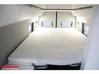 Volkswagen  Crafter Grand California 680 2.0 TDI 177 PK 4Motion DSG ACC Luifel AHK Navi Clima Solar Camera PDC picture 12