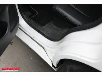Mitsubishi Outlander 2.0 PHEV instyle 4WD Schuif/kantel Navi Clima Leder SHZ Camera PDC AHK picture 7