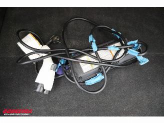 Mitsubishi Outlander 2.0 PHEV instyle 4WD Schuif/kantel Navi Clima Leder SHZ Camera PDC AHK picture 31