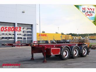 Vaurioauto  trailers LAG  O-3-CC ADR Wechsel container BY 2019 2019/4
