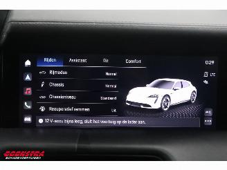 Porsche Taycan GTS 95 kWh Sport Chrono PDLS+ PDCC PTV PTM 4WD 4WS Pano HUD Bose Memory 360° picture 38