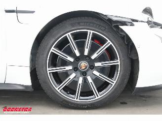 Porsche Taycan GTS 95 kWh Sport Chrono PDLS+ PDCC PTV PTM 4WD 4WS Pano HUD Bose Memory 360° picture 6