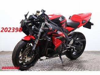 Avarii motociclete Honda  CBR 1000RR Fireblade Leo Vince 26.807 km! 2006/4