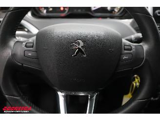 Peugeot 208 1.2 PureTech Signature Cruise Navi Airco Apple/Android PDC picture 20