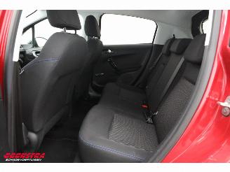 Peugeot 208 1.2 PureTech Signature Cruise Navi Airco Apple/Android PDC picture 18