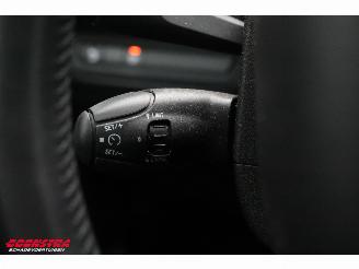 Peugeot 208 1.2 PureTech Signature Cruise Navi Airco Apple/Android PDC picture 22