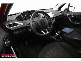 Peugeot 208 1.2 PureTech Signature Cruise Navi Airco Apple/Android PDC picture 19