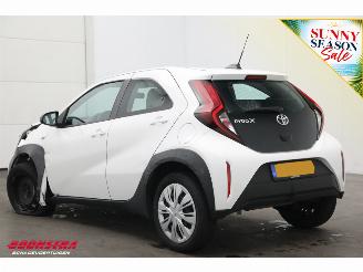 Toyota Aygo 1.0 VVT-i MT Play ACC Navi Airco Apple/Android Camera PDC picture 4
