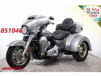 Gebrauchtwagen Motorrad Harley-Davidson  FLHTCUTG Tri Glide Ultra Classic 5HD! LED ABS Cruise Reverse 28.802 km! 2016/7