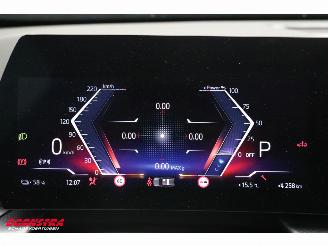 BMW iX1 eDrive20 67 kWh M Sport Pano ACC Navi Clima SHZ Apple/Android Camera PDC AHK picture 26