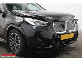 BMW iX1 eDrive20 67 kWh M Sport Pano ACC Navi Clima SHZ Apple/Android Camera PDC AHK picture 5