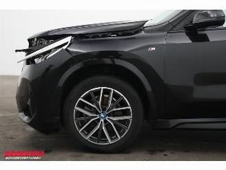 BMW iX1 eDrive20 67 kWh M Sport Pano ACC Navi Clima SHZ Apple/Android Camera PDC AHK picture 12
