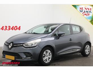 Auto incidentate Renault Clio 0.9 TCe Zen Cruise Navi Airco Bluetooth Dab 2016/10
