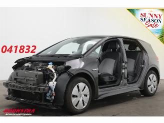 Vaurioauto  passenger cars Volkswagen ID.3 Pro Edition 58 kWh Teilediebstahl ACC LrHZ SHZ Virtual Apple/Android Camera PDC 2023/4