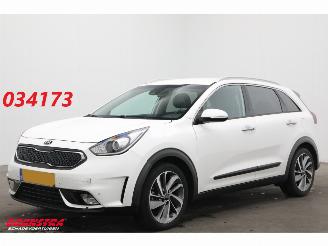 krockskadad bil auto Kia Niro 1.6 GDi Hybrid ExecutiveLine Navi Leder SHZ SBL Apple/Android Camera PDC 2017/2