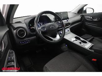 Hyundai Kona EV Fashion 64 kWh HUD ACC Navi Clima Apple/Android Camera PDC picture 18