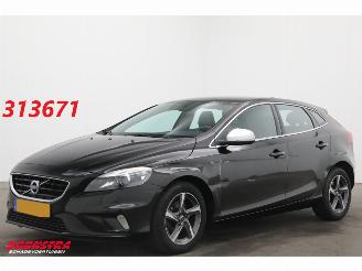 Auto incidentate Volvo V-40 2.0 D2 R-Design Business Clima Navi Leder SHZ Cruise 2015/12