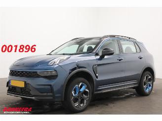 krockskadad bil auto Lynk & Co 01 1.5 HEV Infinity Pano ACC Navi Clima SHZ Virtual Apple/Android Camera PDC AHK 2022/4