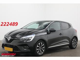 begagnad bil auto Renault Clio 1.6 E-Tech Hybrid 140 Business Zen Cruise Navi Clima Apple/Android PDC 2021/3