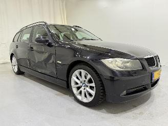 uszkodzony samochody osobowe BMW 3-serie Touring 320i Executive Aut APK 2007/3