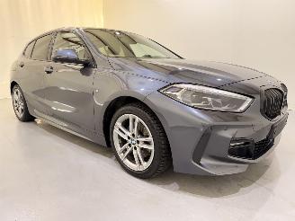 Avarii autoturisme BMW 1-serie 118i M Sport Edition Pano 2021/4