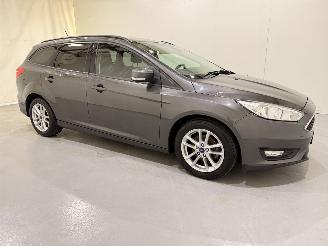 skadebil auto Ford Focus Wagon 1.0 Ecoboost Edition 2017/7