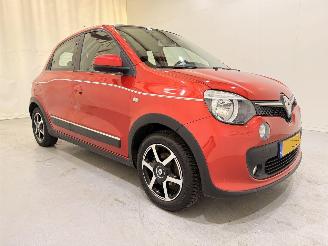 damaged passenger cars Renault Twingo OpenAir 0.9 TCe Dynamique Clima/Navi 2017/5