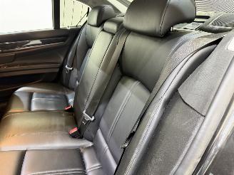 BMW 7-serie 750i High Executive picture 19