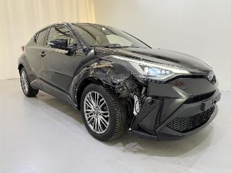 damaged passenger cars Toyota C-HR 1.8 Hybrid Exe Nav/Clima/Leer 2024/2