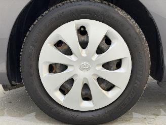 Toyota Yaris HB 1.5 VVT-i Hybrid Aspiration Clima picture 19