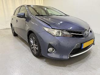 Schadeauto Toyota Auris HB 1.8 Hybrid Lease Pro Pano/Clima 2014/12