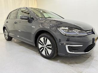 Vaurioauto  passenger cars Volkswagen Golf e-Golf E-DITION Aut. 2020/3