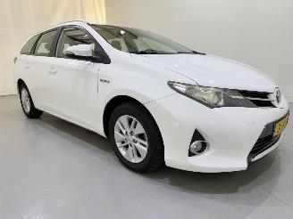 Coche accidentado Toyota Auris Touring Sports 1.8 Hybrid Aspiration Navi/Clima 2013/10