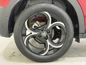 Alfa Romeo Junior Ibrida 1.2 VGT Sport Speciale picture 39