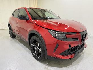Voiture accidenté Alfa Romeo Junior Ibrida 1.2 VGT Sport Speciale 2025/1