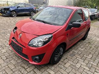 krockskadad bil auto Renault Twingo 1.2-16V Authentique 2011/4
