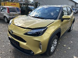 krockskadad bil auto Toyota Yaris Cross 1.5 VVT-I  Business   ( 14537 Km ) 2021/1